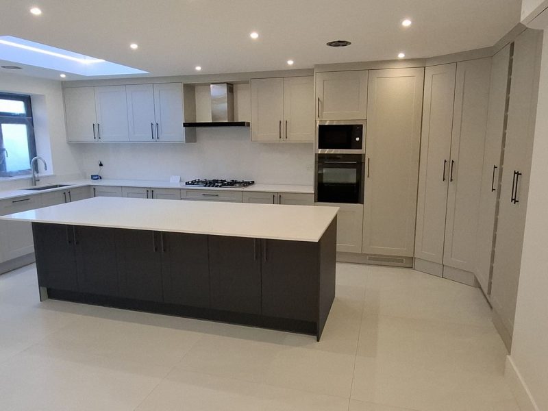 Kitchen · Centre Island · Clayhall, Ilford